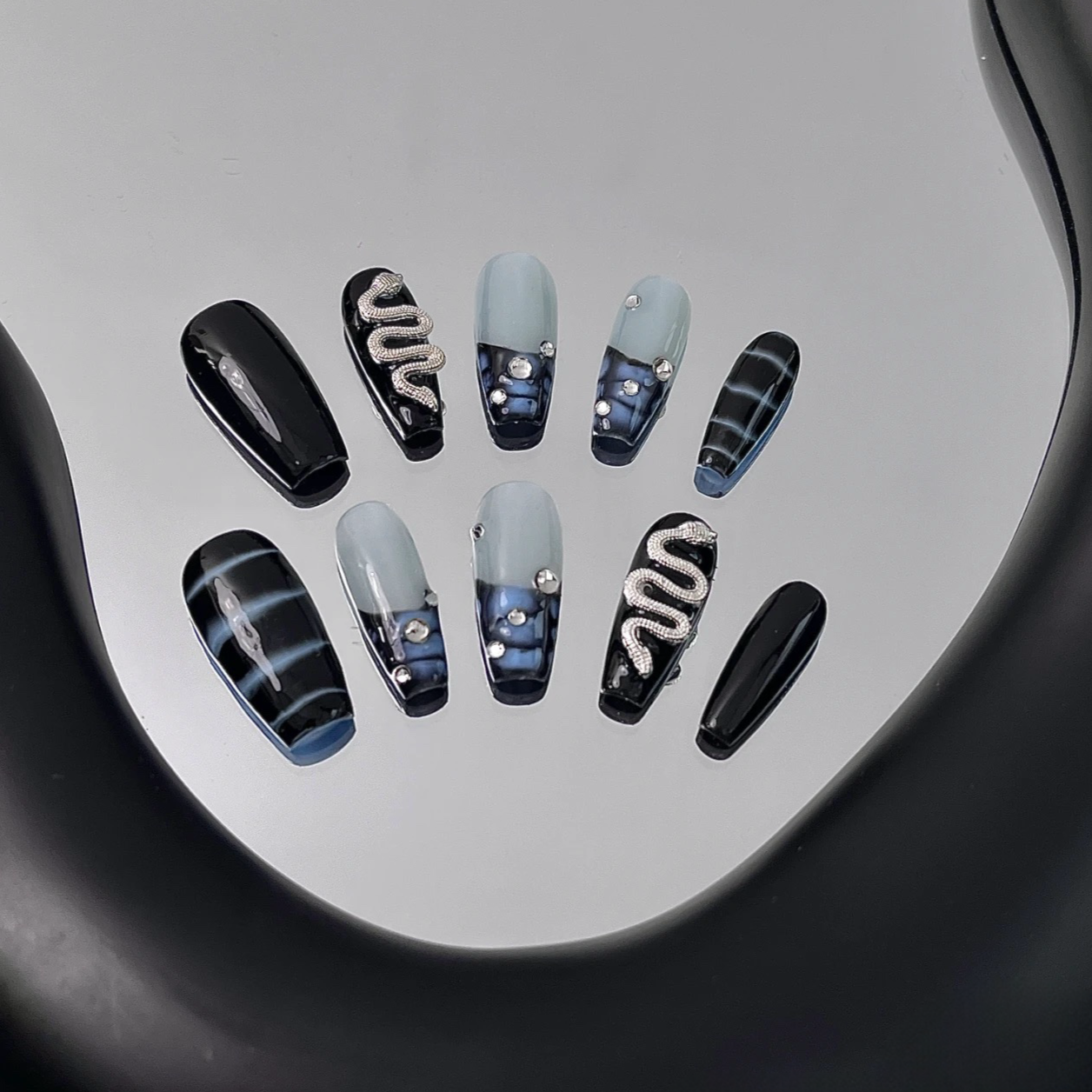 【SKy Blue with Snake decoration】